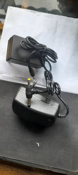 Universal AC Adapter Charger