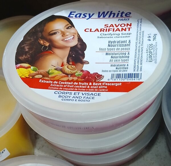 Savon Clarifiant Hydratant Easy White