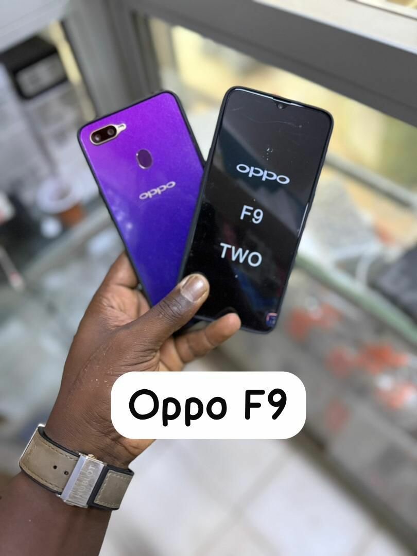 Smartphone Oppo F9