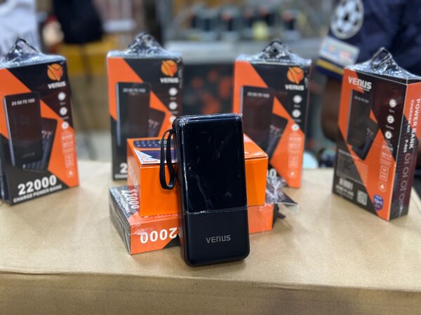 Venus powerbank 22000mah