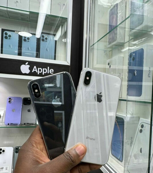 iPhone X 64Go
