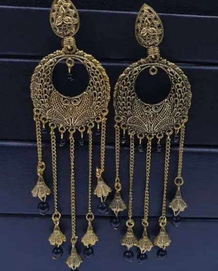 Artificial earrings