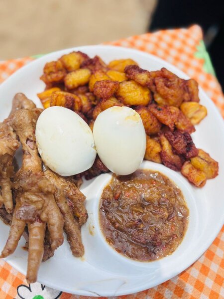 Alloco+2oeufs+2pattes poulet