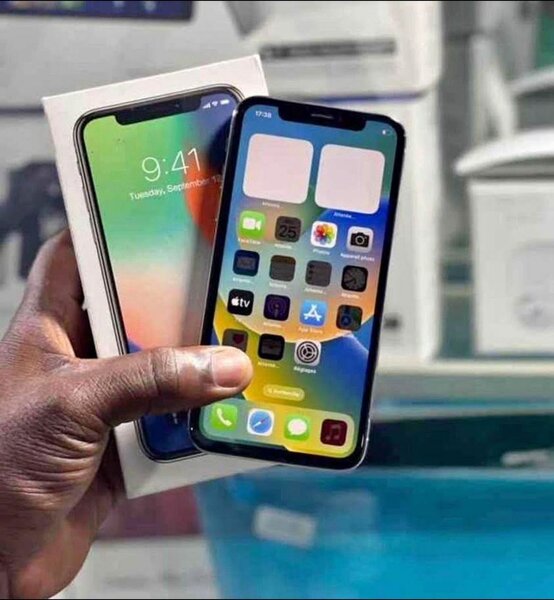 IPhone X 64Go