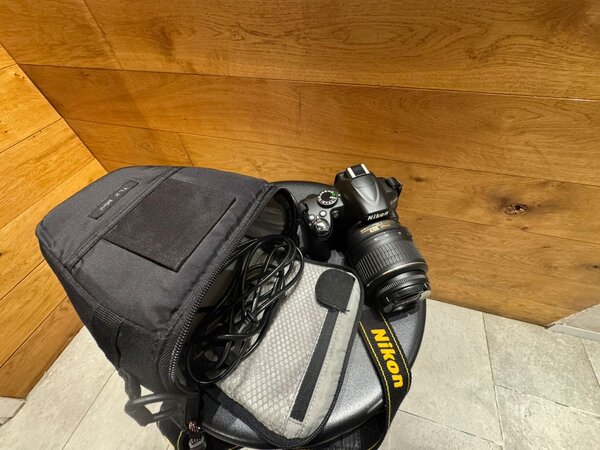 Appareil photo Nikon D3000