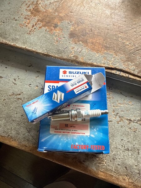 Bougie d'allumage Suzuki DZIRE