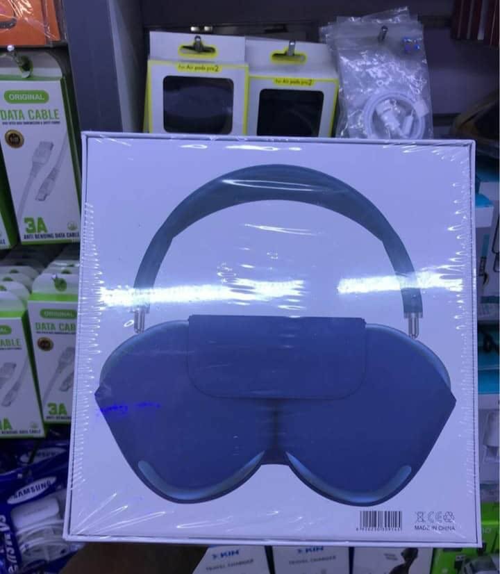 Apple max headphone