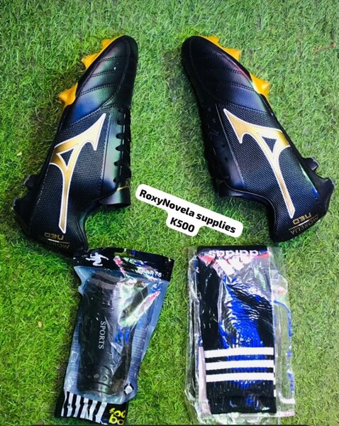 Soccer boots