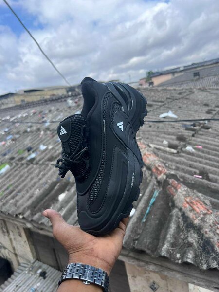 Adidas Wonder Runner Turbo