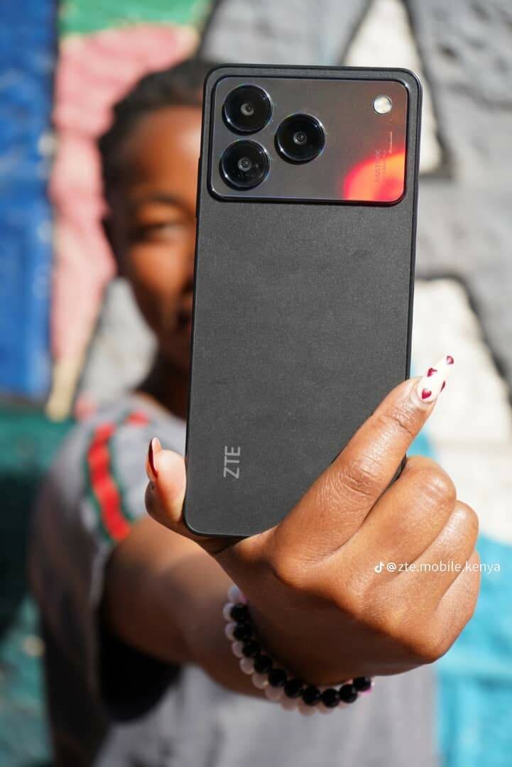 ZTE Blade A76 Smartphone