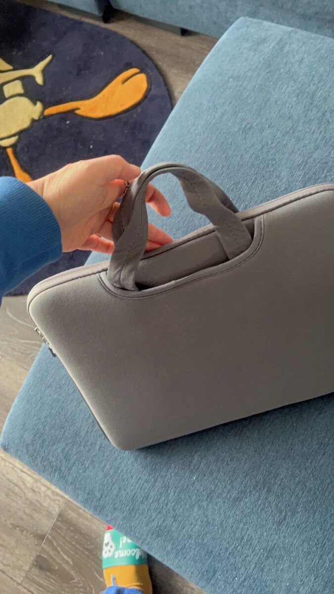 Laptop pouches