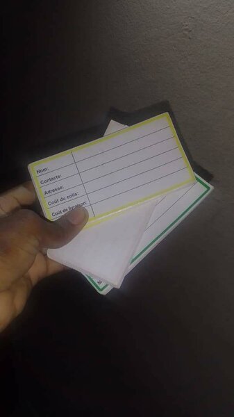 100 étiquettes de livraison