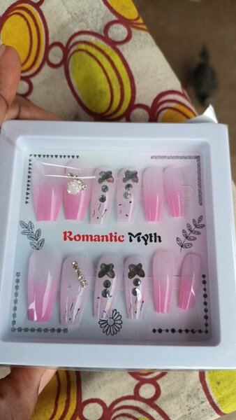 Ongles Artificiels Rose Chic