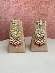 Artificial earrings