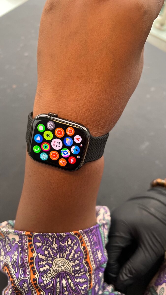 Montre Connectée Élégante