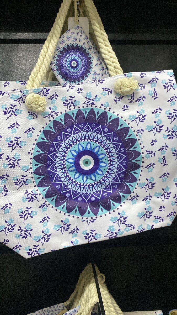 Sac fleuri à main confortable