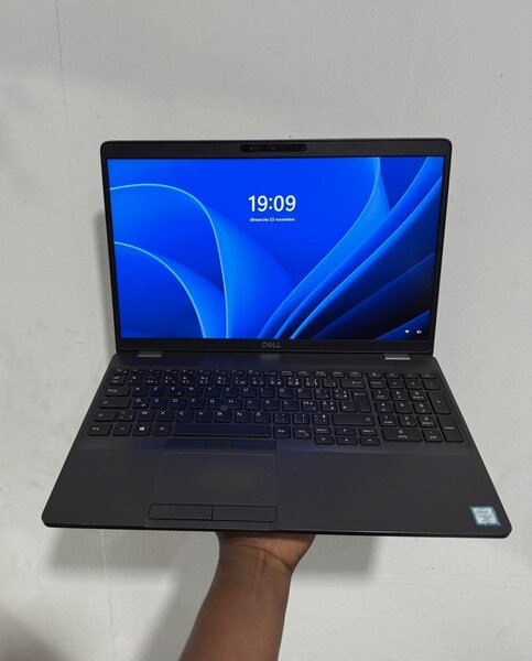 DELL LATITUDE 5501 CORE i7