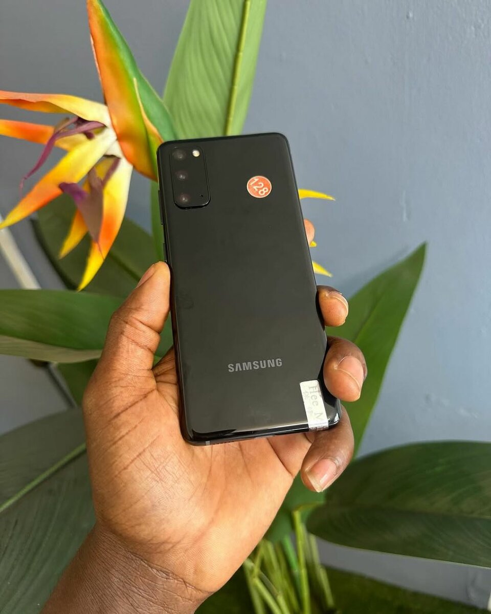 Samsung Galaxy S20 5G 128GB 8GB RAM