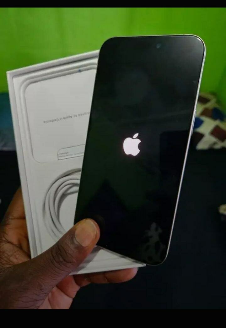 Apple iPhone Pro - 128GB