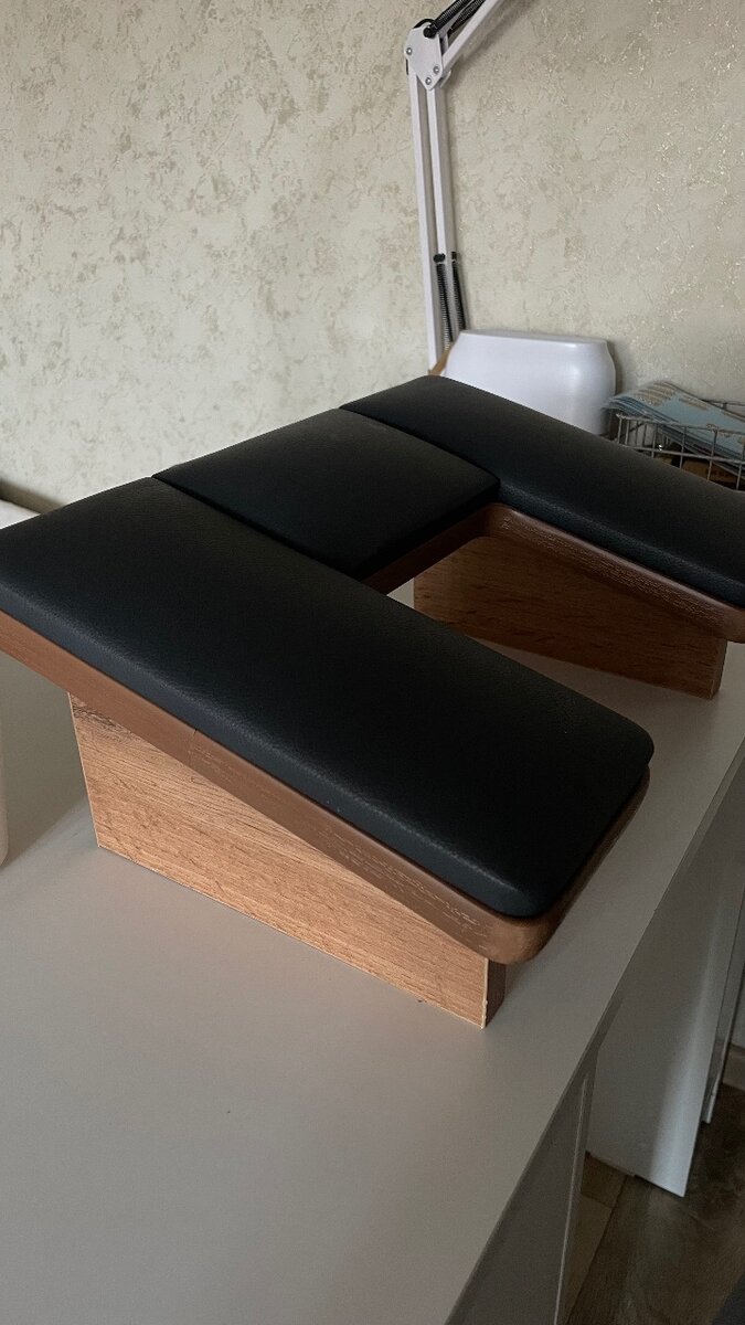 Подставка для маникюра