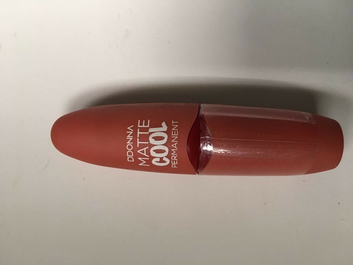 Rouge à lèvres mat longue tenue