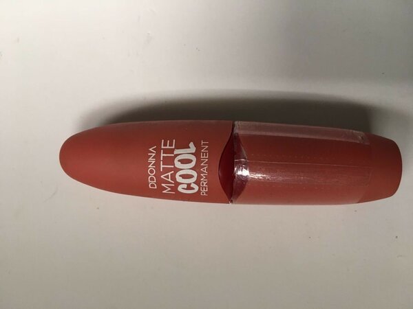 Rouge à lèvres mat longue tenue