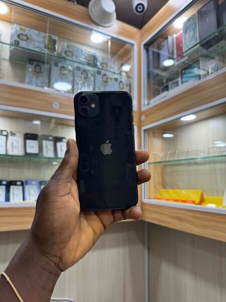 iPhone 11 simple occasion