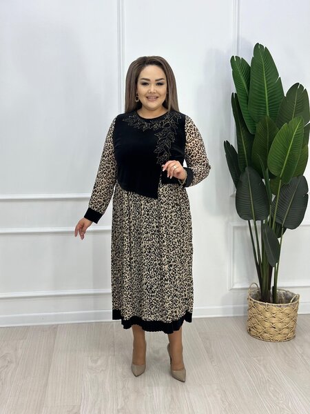 Женское платье для больших размеров