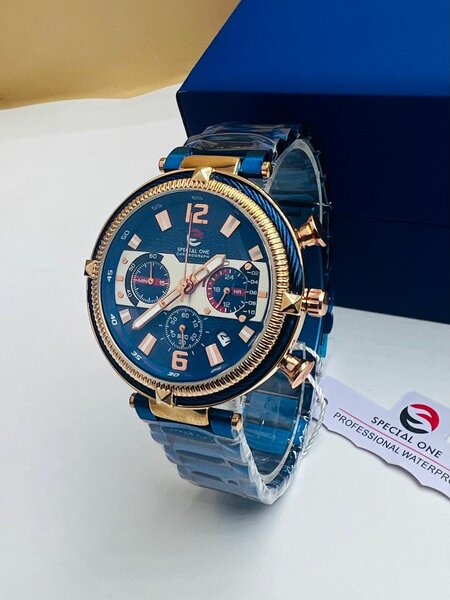 MONTRE + COFFRET OFFERT