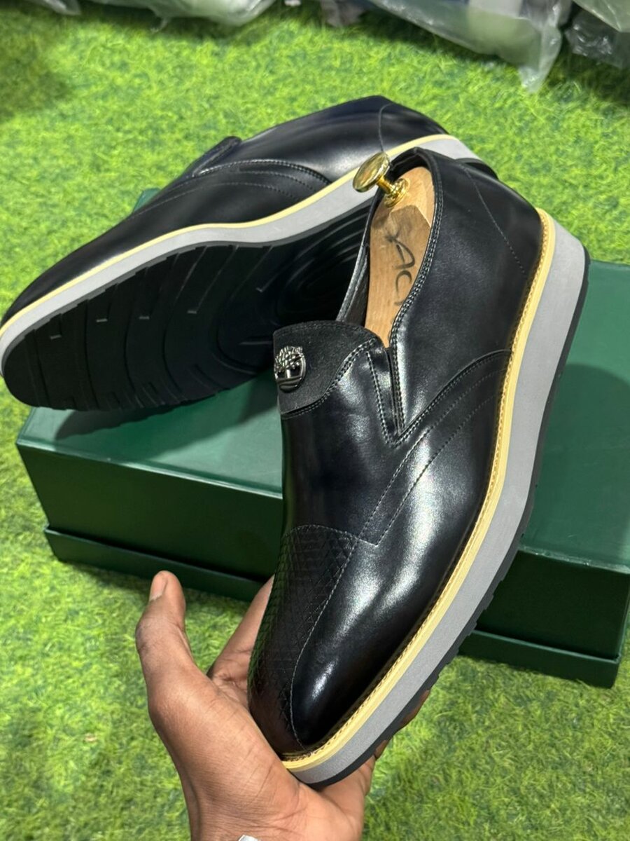 Chaussures habillées homme en cuir noir