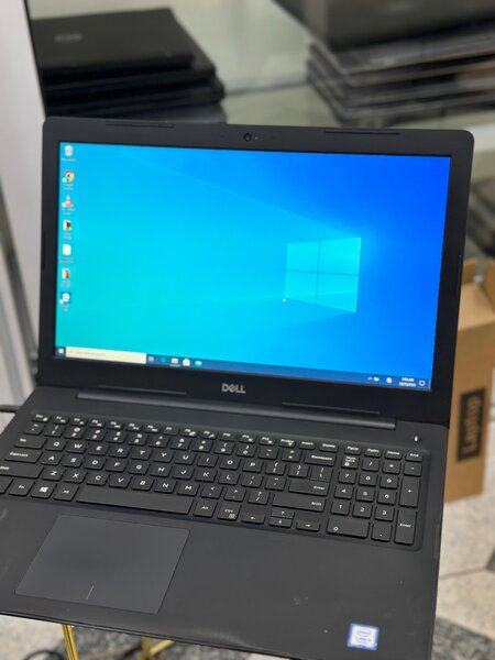 DELL LATITUDE 3590