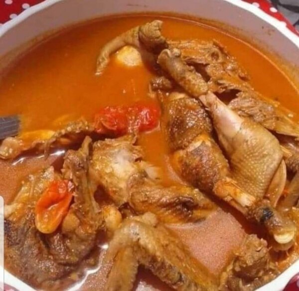 Soupe de Poulet pondeuse