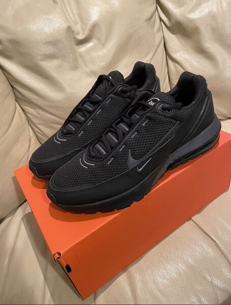 Nike zoom plus