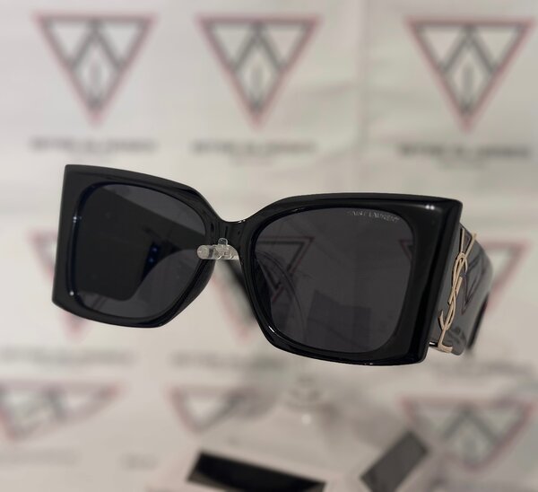 Lunettes de Soleil Carrées Élégantes