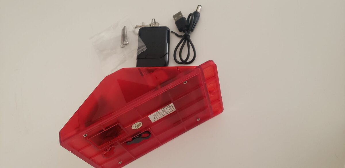 Outdoor solar motion sensor alarm