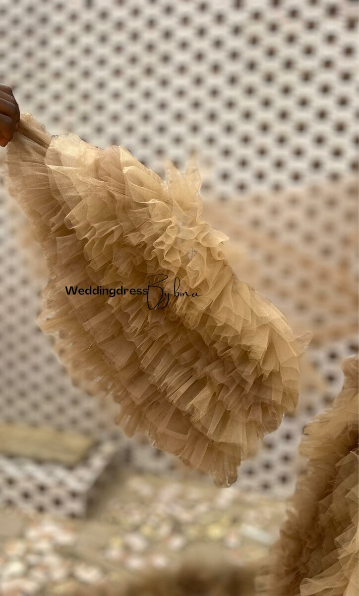 Robe de mariée en tulle élégante