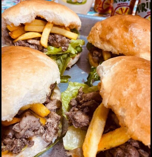 Délices de Sandwiches Goumands