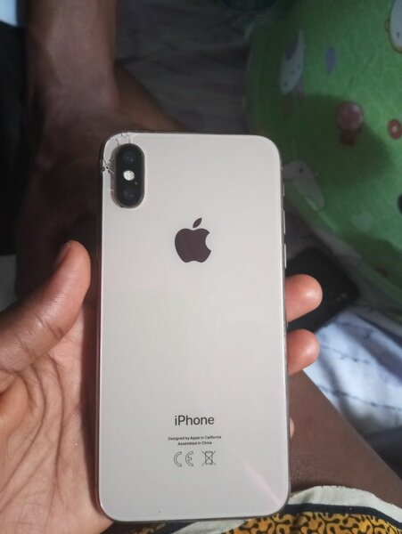iPhone XS 64GB Argent