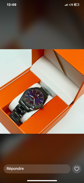 Montre élégante en acier inoxydable