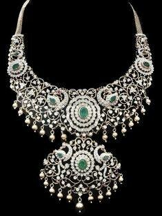Necklace set