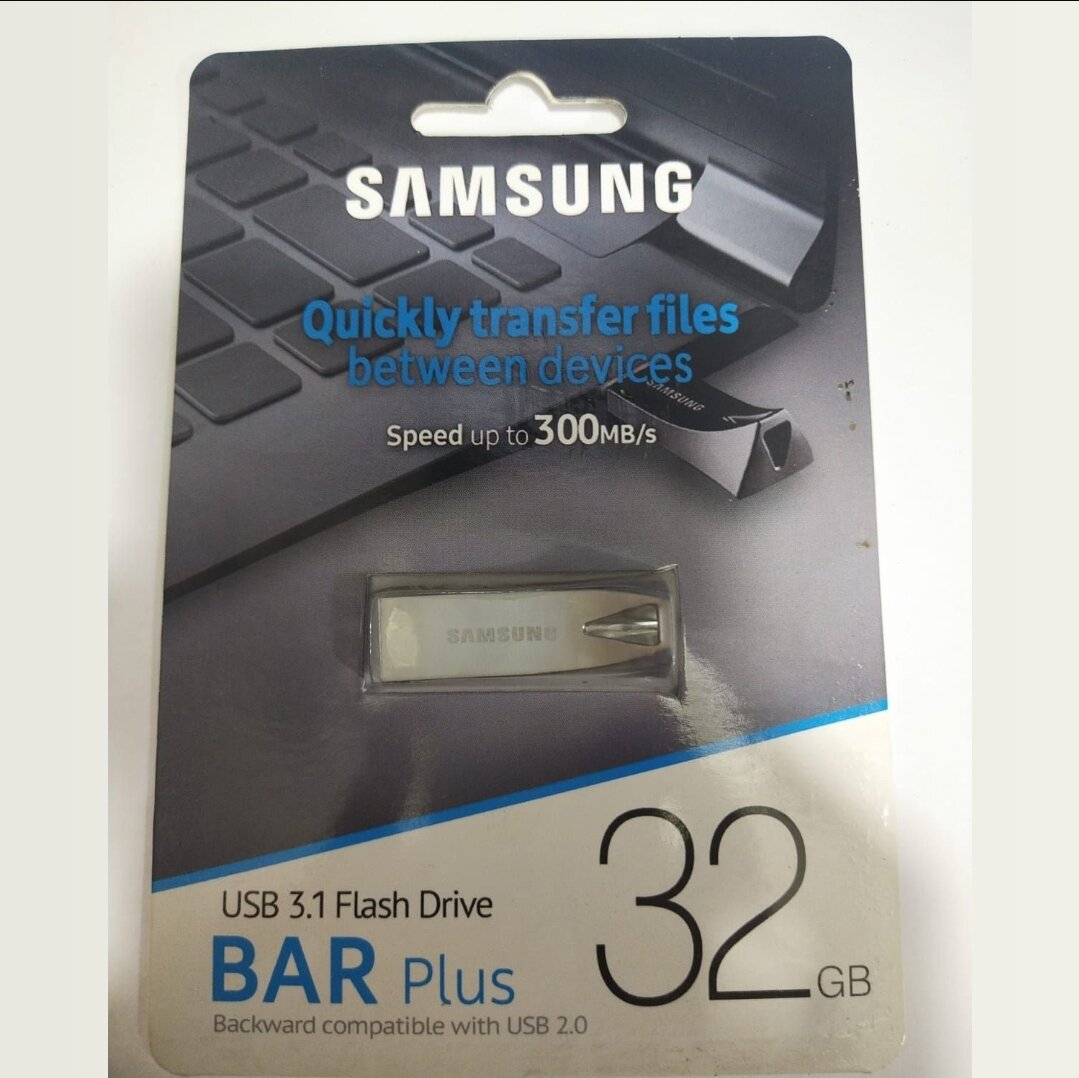 Samsung 32 GB USB