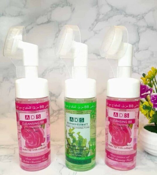 Mousse nettoyante réparatrice