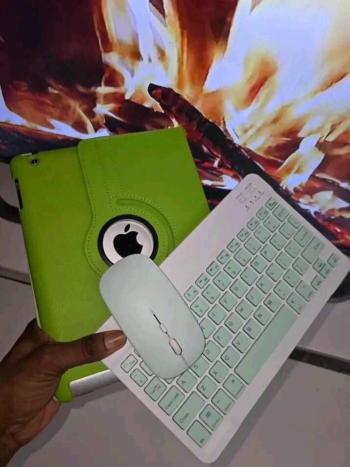 Tablette Apple avec clavier