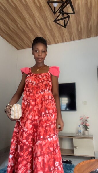 Robe Longue Évasée Élégante