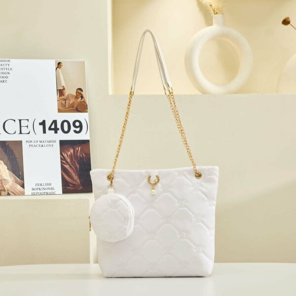 Sac à main chic avec pochette