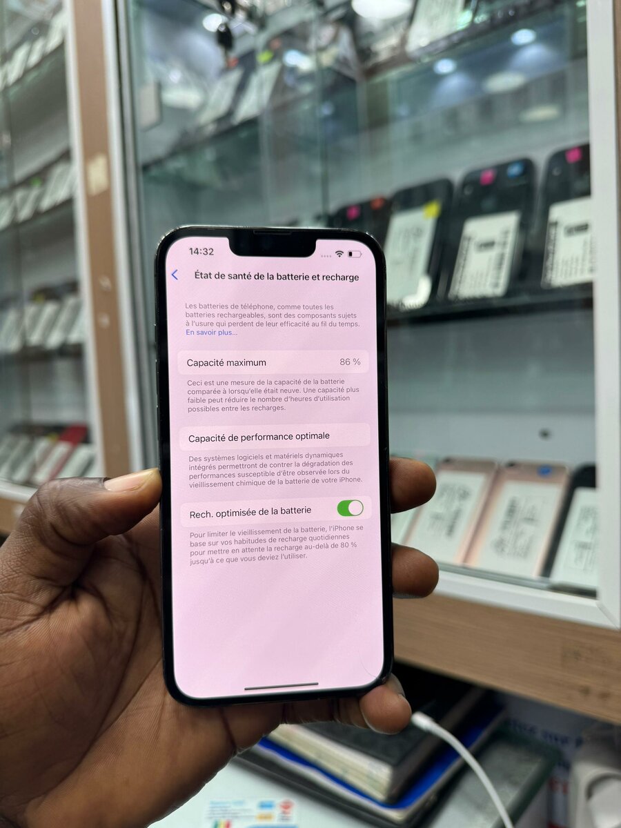 13 pro casi neuf colis 128Go