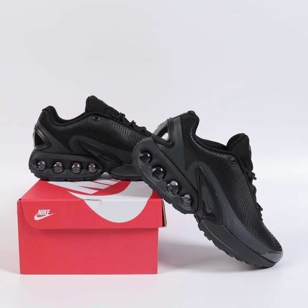 Baskets Nike Air Max Noires