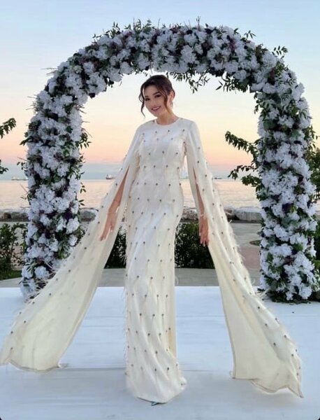 Эксклюзивный платье