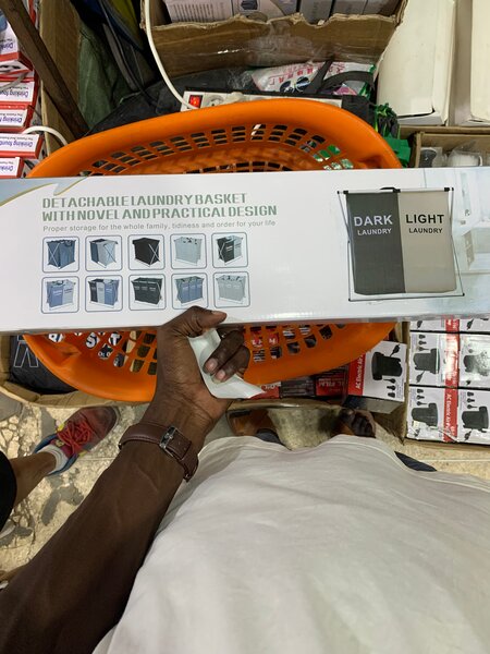 Panier à linge détachable