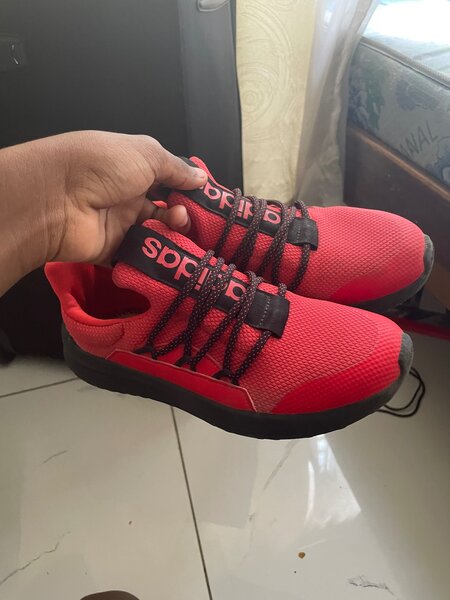 Adidas Size 4